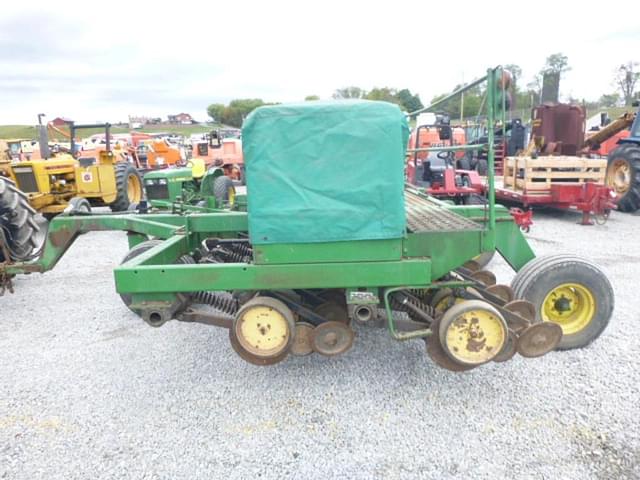 Image of John Deere 750 equipment image 1