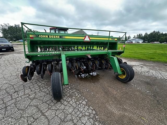 Image of John Deere 750 equipment image 3