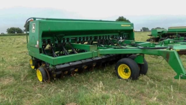 Image of John Deere 750 equipment image 2