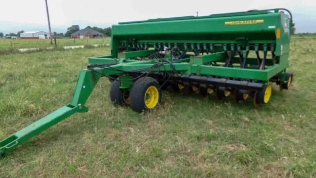 Image of John Deere 750 Primary image