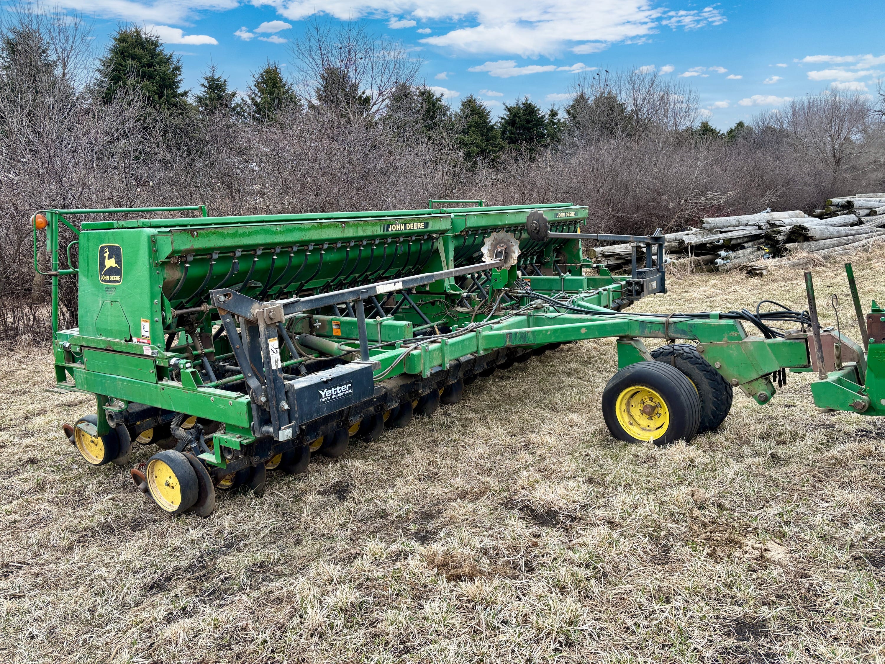 John Deere 750 Equipment Image0