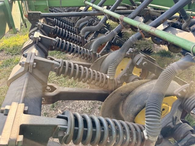 Image of John Deere 750 equipment image 4