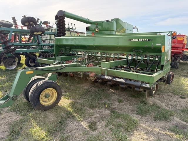 Image of John Deere 750 equipment image 2