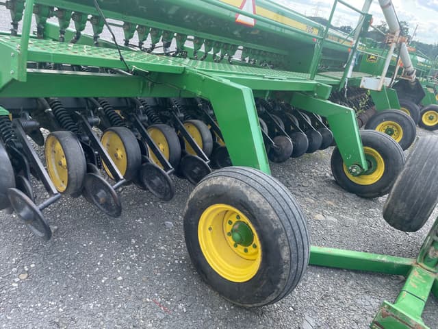 Image of John Deere 750 equipment image 4