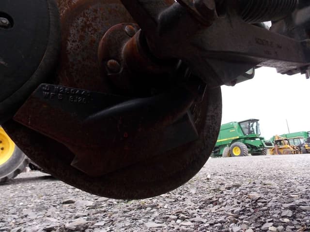 Image of John Deere 750 equipment image 3