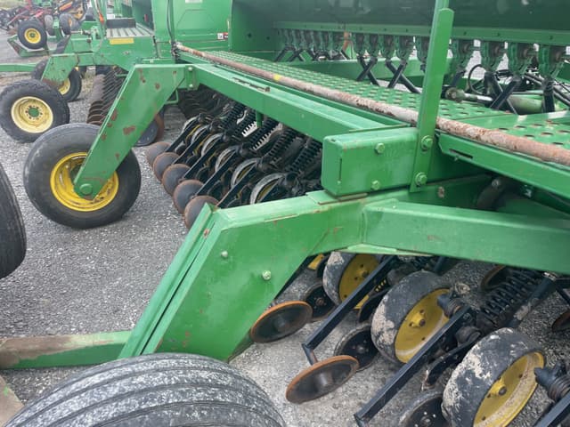 Image of John Deere 750 equipment image 2