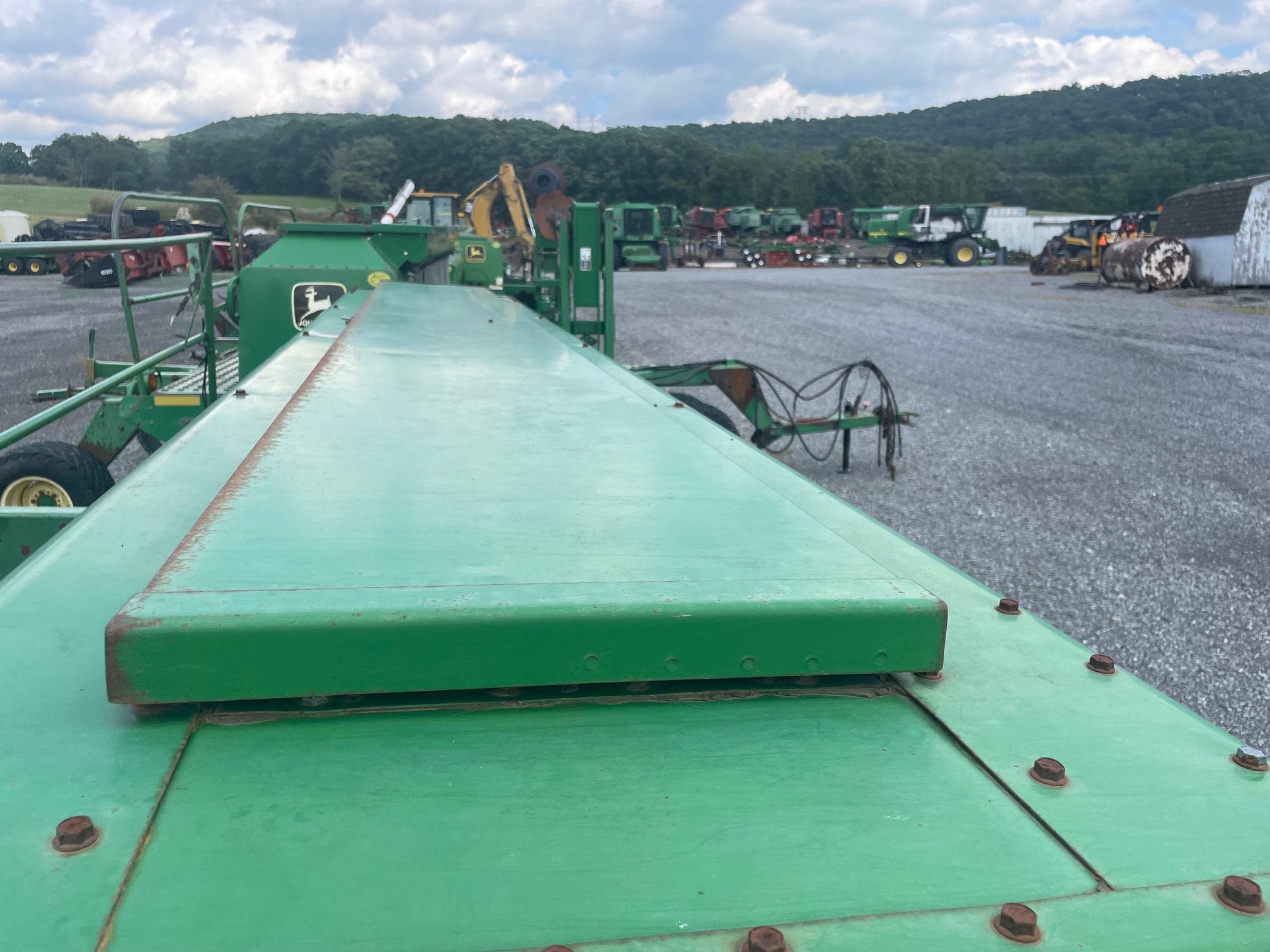 Main image John Deere 750