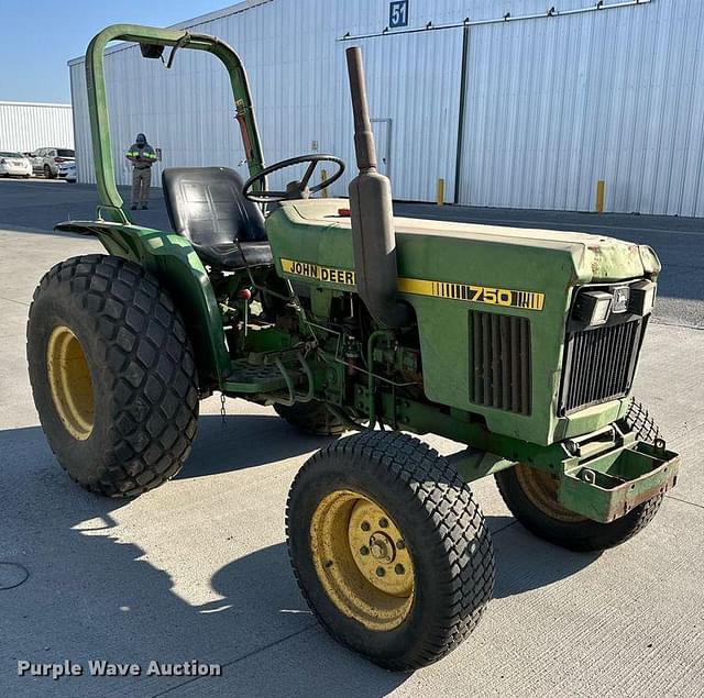 Image of John Deere 750 equipment image 2