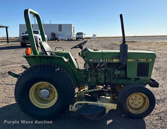Image of John Deere 750 equipment image 3