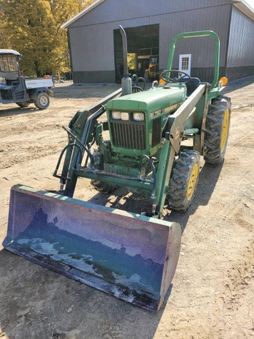 Main image John Deere 750
