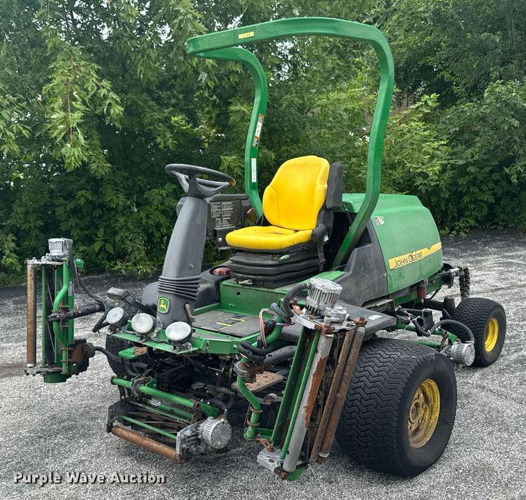 Image of John Deere 7500 Primary image