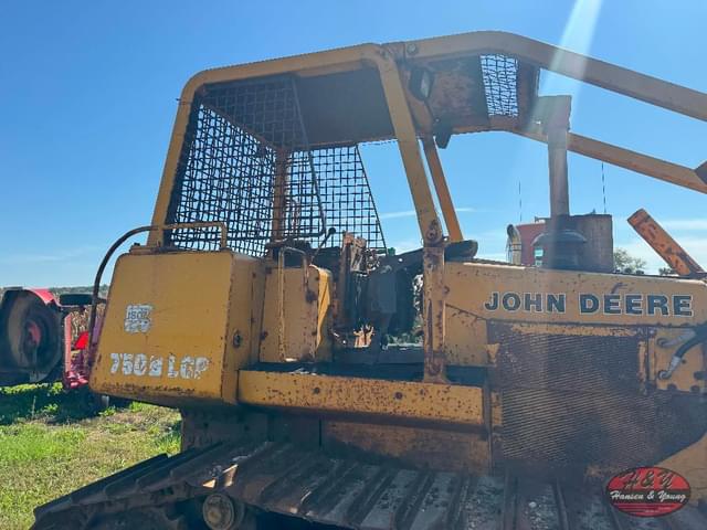 Image of John Deere 750B equipment image 1