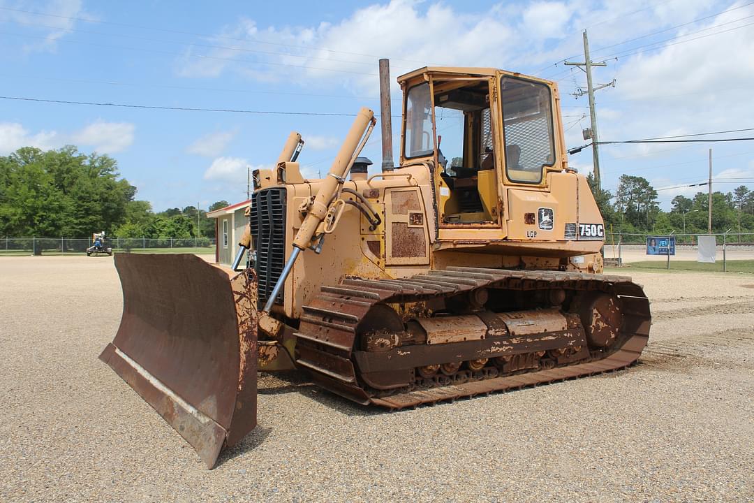 Image of John Deere 750C Primary image