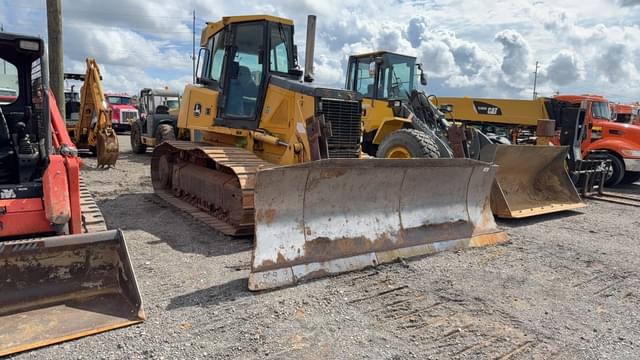 Image of John Deere 750J equipment image 2