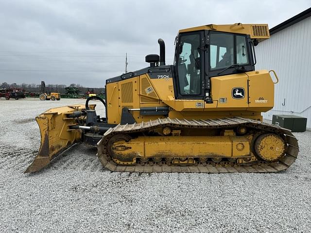 Image of John Deere 750K equipment image 1