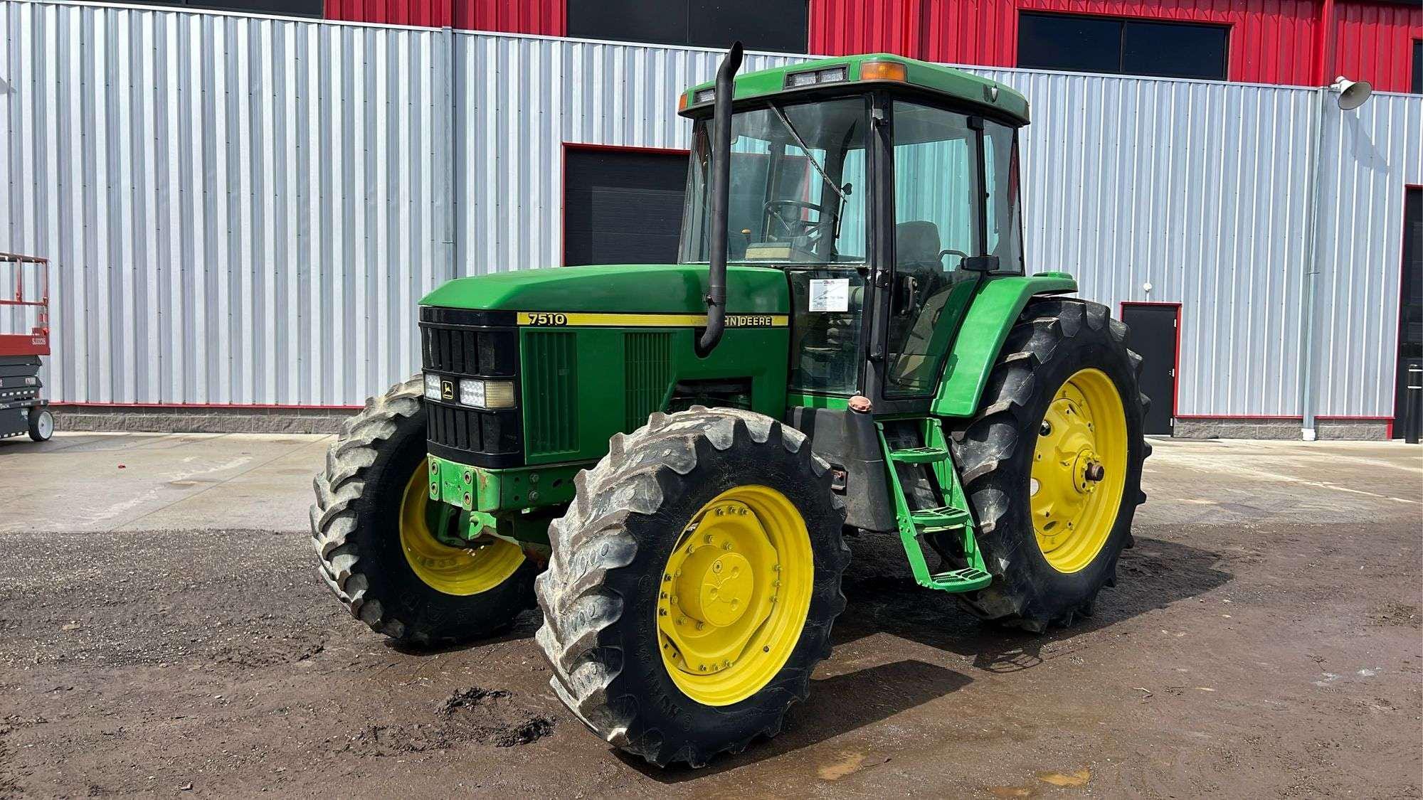 Main image John Deere 7510