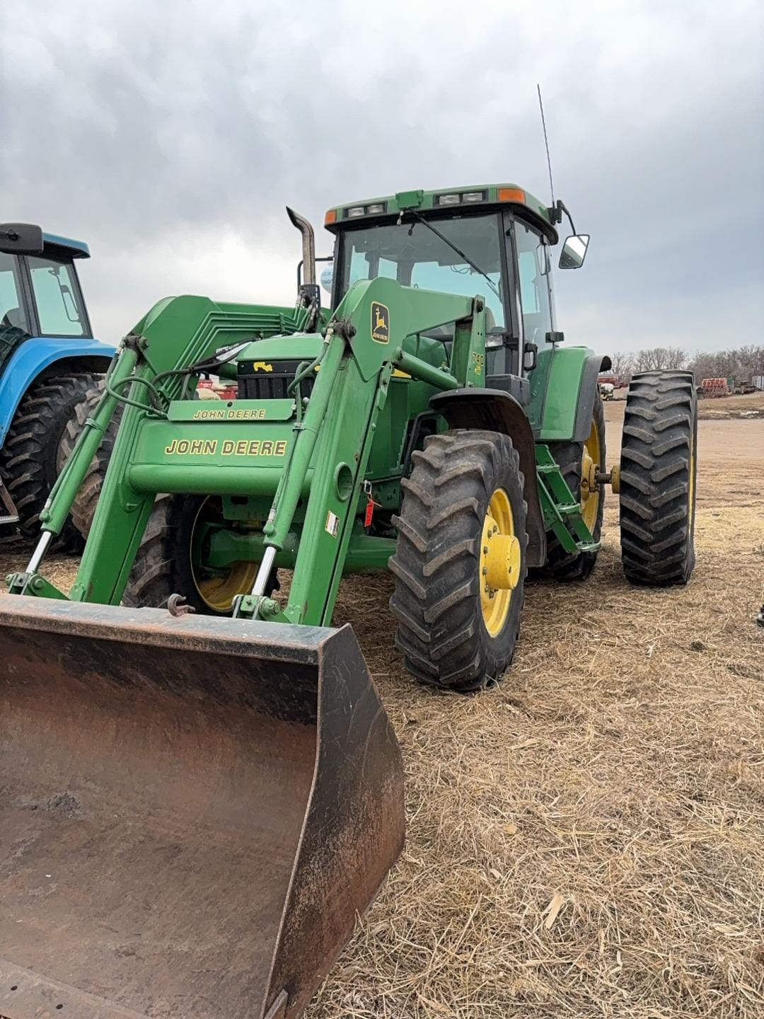 Main image John Deere 7510