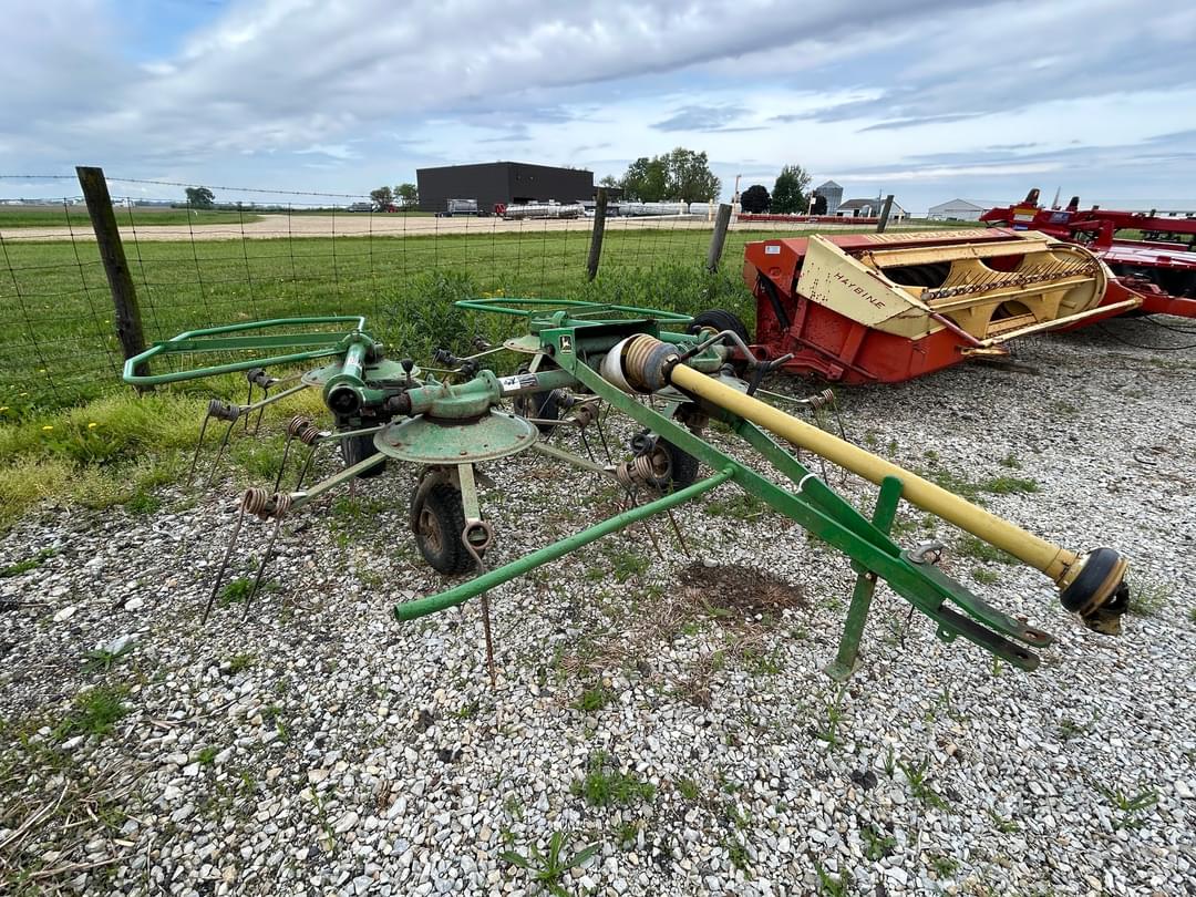 Image of John Deere 752 Image 1