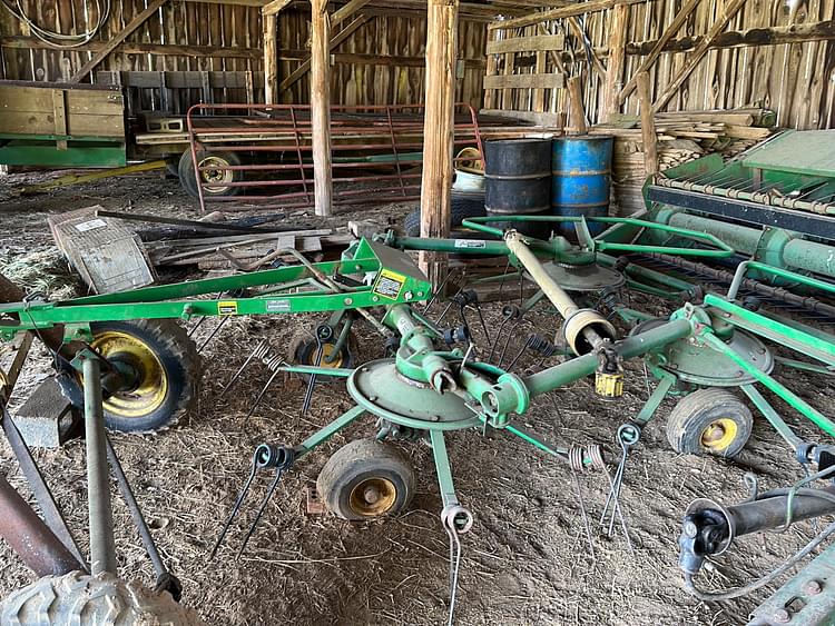 John Deere 752 Hay and Forage Hay - Rakes/Tedders for Sale | Tractor Zoom