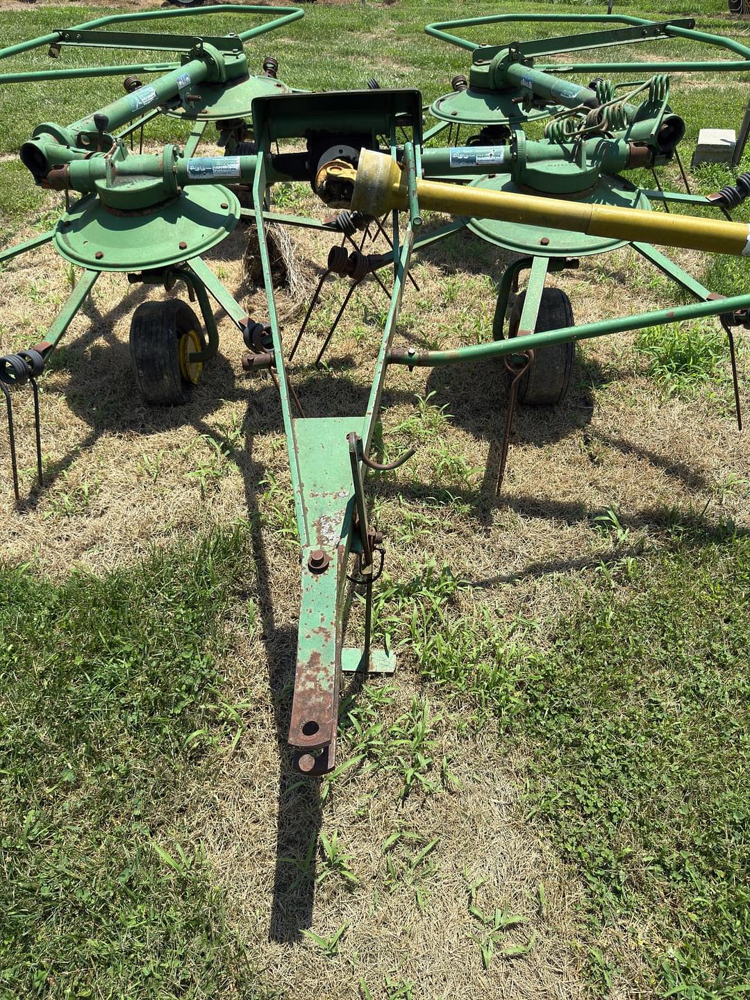 Image of John Deere 752 Primary image