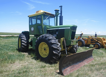 Main image John Deere 7520