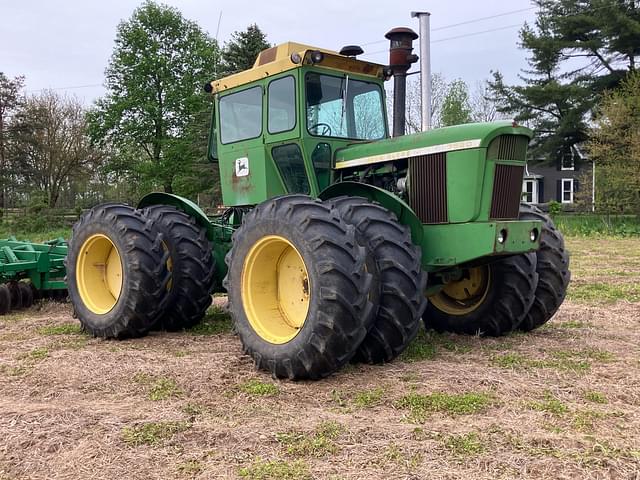 Image of John Deere 7520 equipment image 2