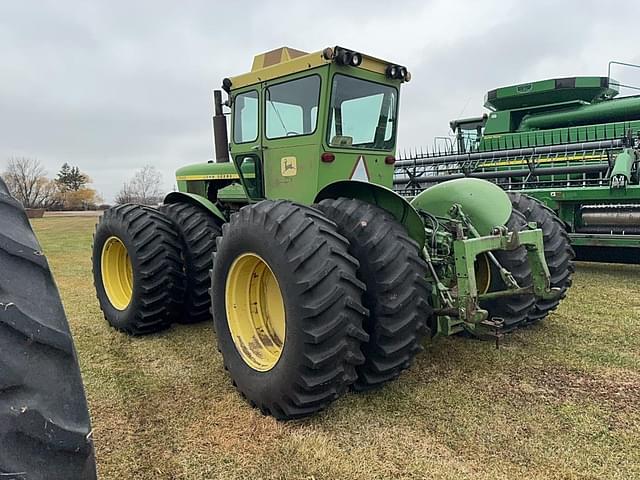 Image of John Deere 7520 equipment image 3