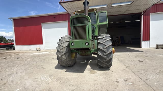 Image of John Deere 7520 equipment image 4