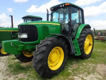 Main image John Deere 7520
