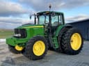 2003 John Deere 7520 Image