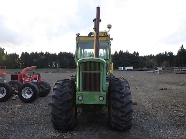 Image of John Deere 7520 equipment image 1