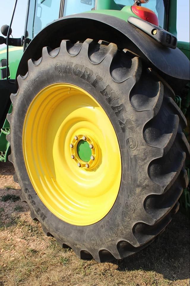 Image of John Deere 7530 Premium equipment image 4