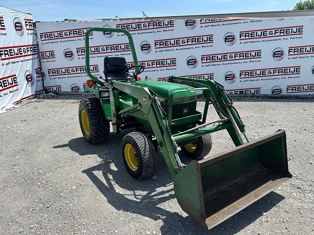 Image of John Deere 755 equipment image 2