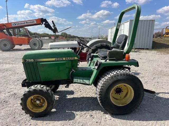 Main image John Deere 755