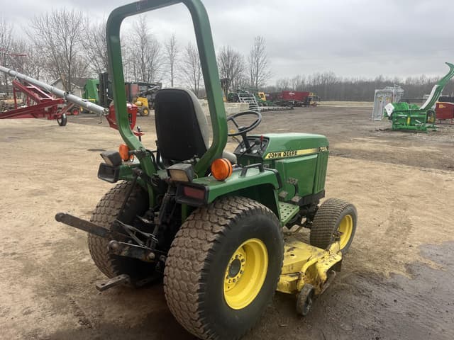 Image of John Deere 755 equipment image 1