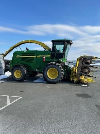 Image of John Deere 7550 equipment image 2