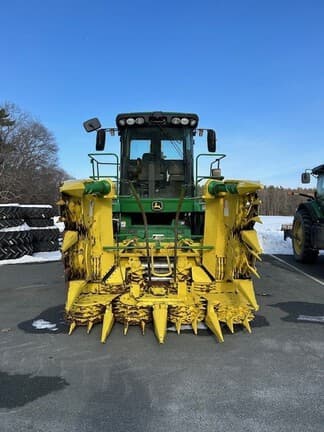 Image of John Deere 7550 equipment image 1