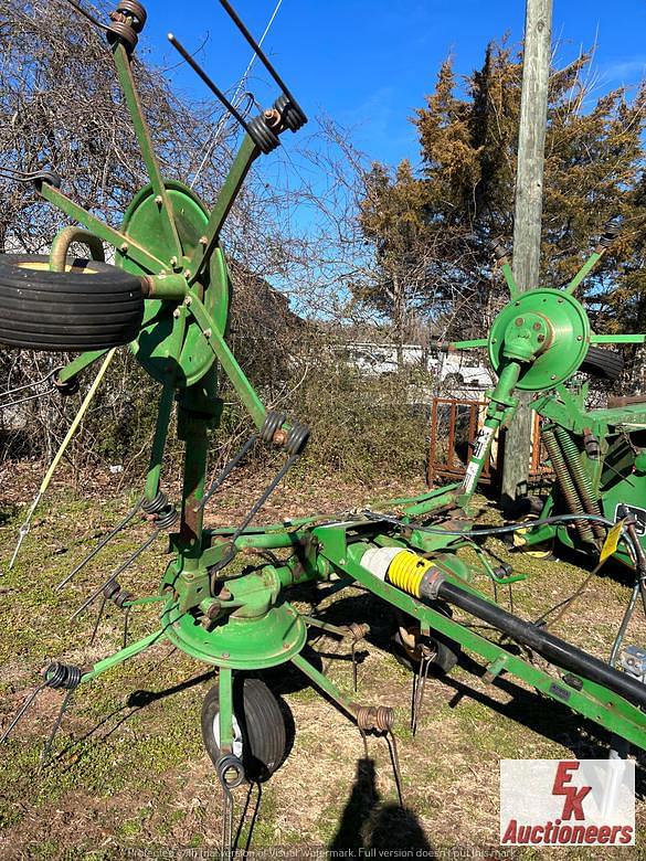 Image of John Deere 756 equipment image 1