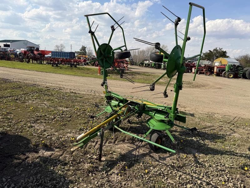 Image of John Deere 756 Primary image