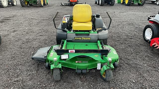 Image of John Deere 757 equipment image 1