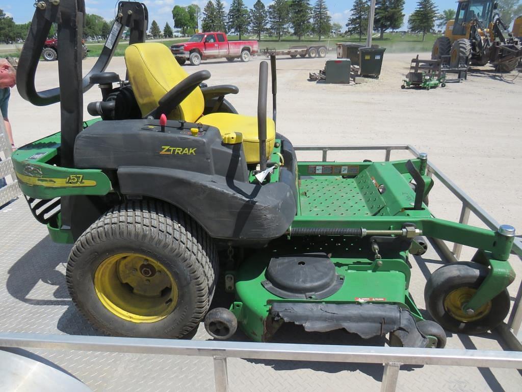Image of John Deere 757 Primary image