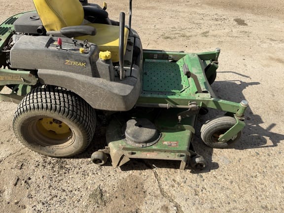 John Deere 757 Equipment Image0