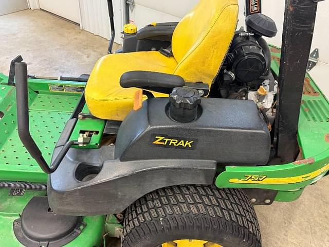 Image of John Deere 757 equipment image 4