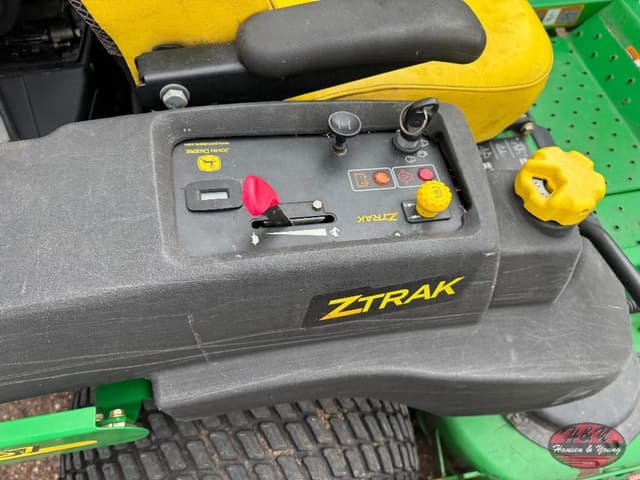 Image of John Deere 757 equipment image 3