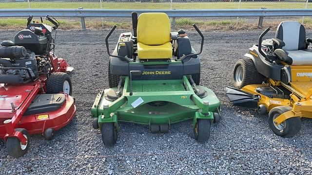 Image of John Deere 757 equipment image 1