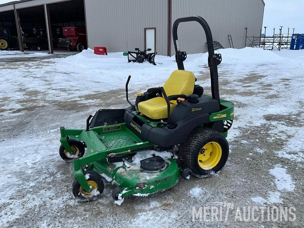 Image of John Deere 757 Primary image