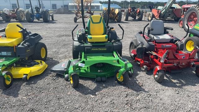 Image of John Deere 757 equipment image 1