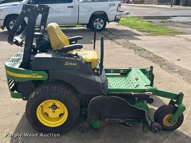 Image of John Deere 757 equipment image 3