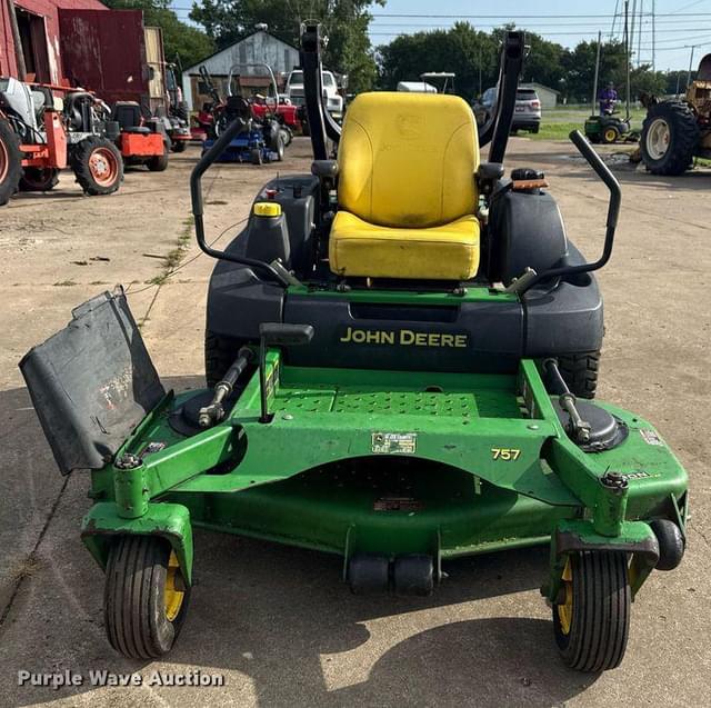 Image of John Deere 757 equipment image 1