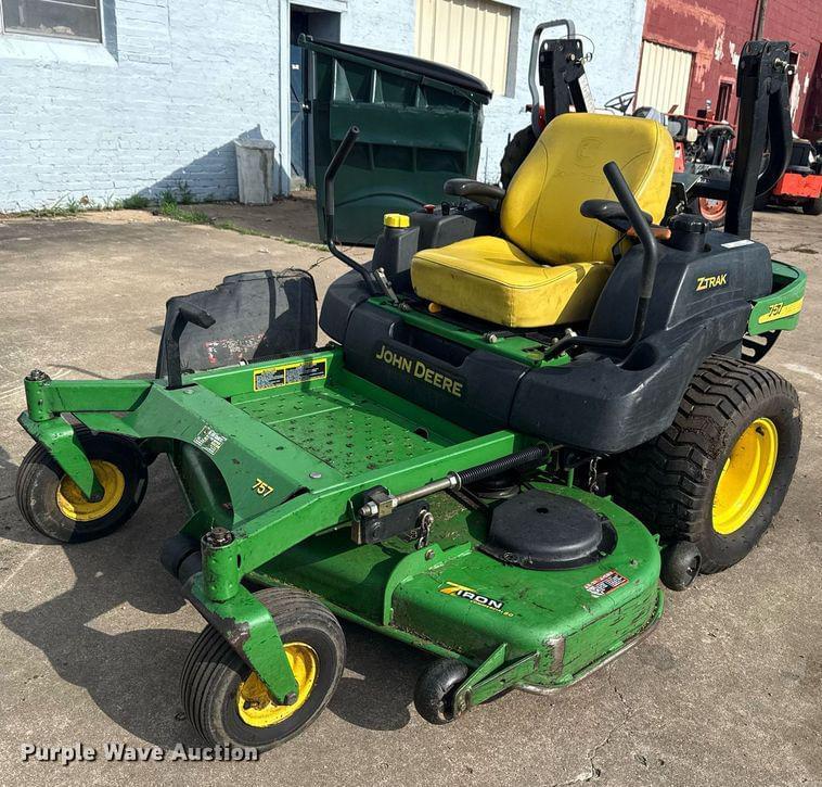 Image of John Deere 757 Primary image